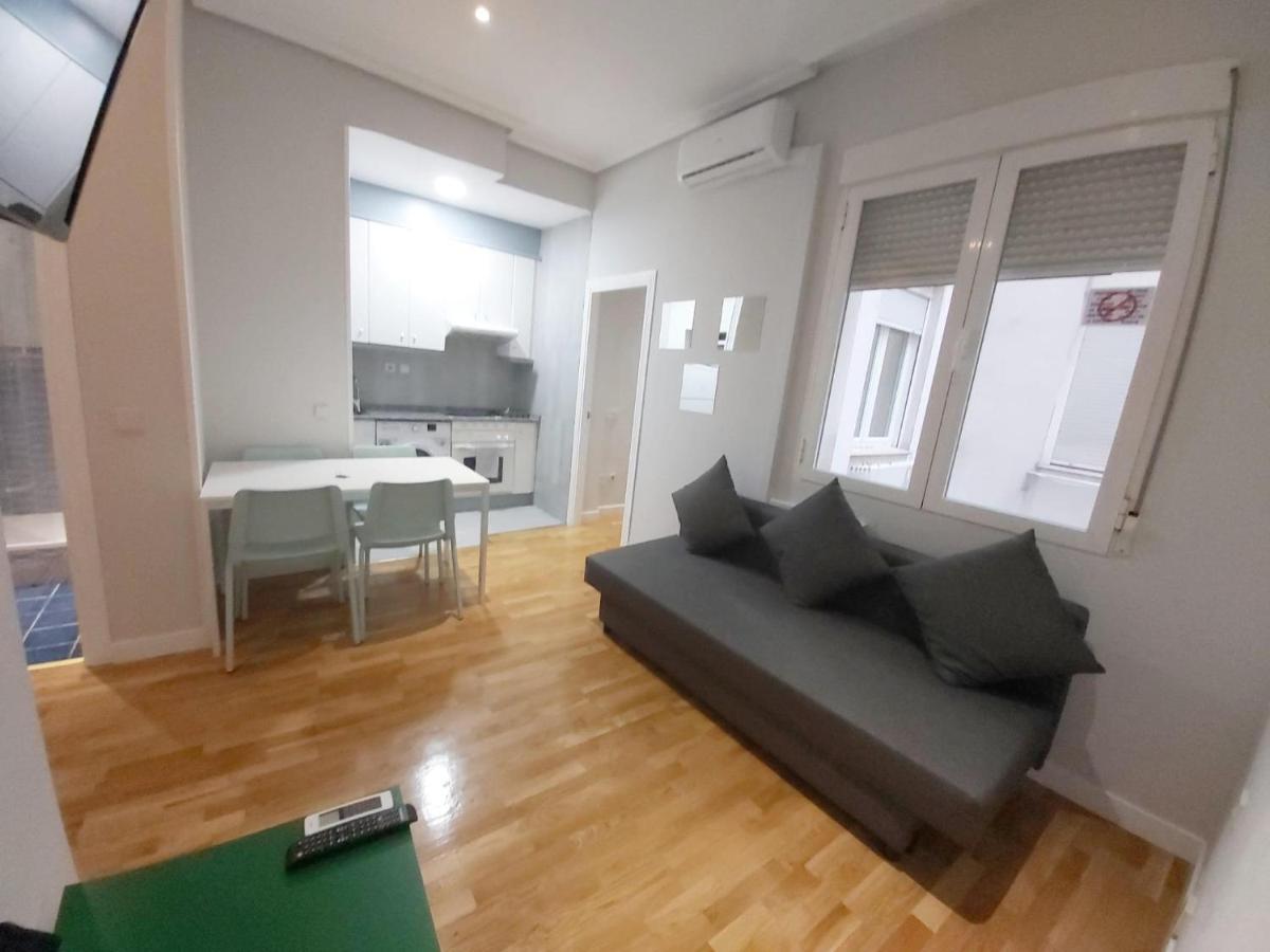 Apartments Madrid Principe Luaran gambar