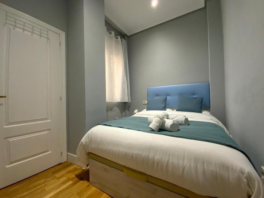 Apartments Madrid Principe Luaran gambar