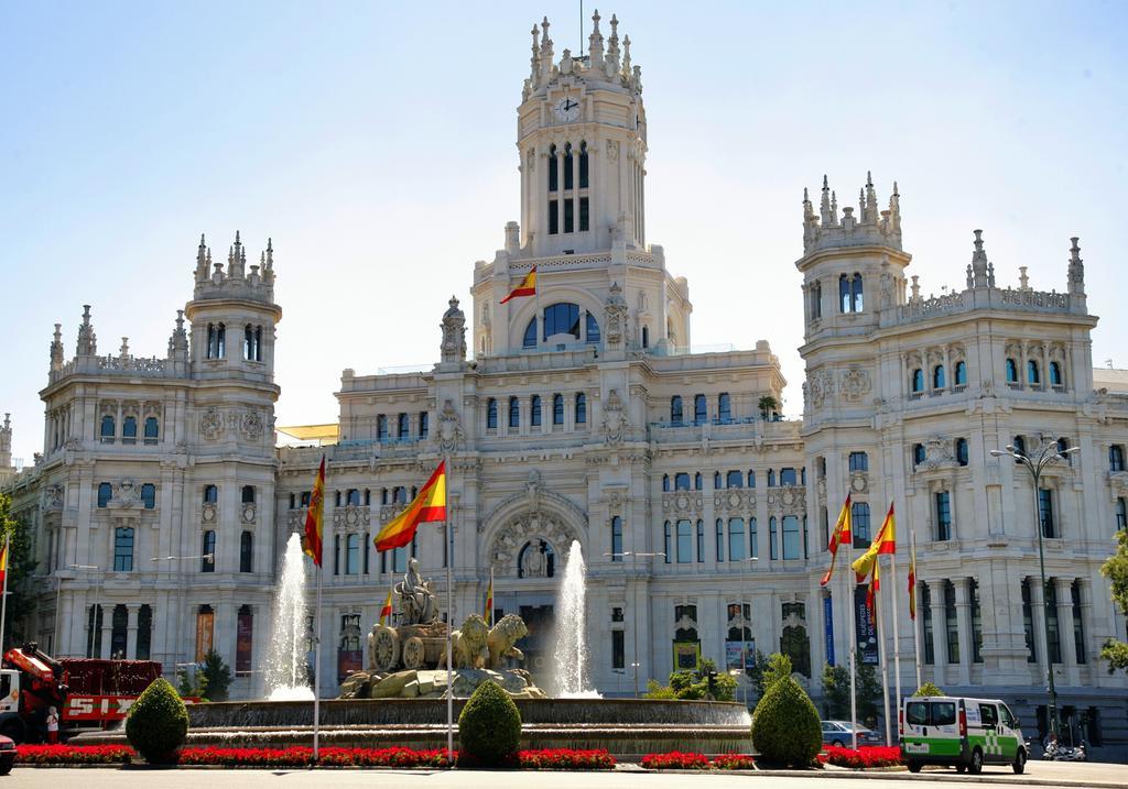 Apartments Madrid Principe Luaran gambar